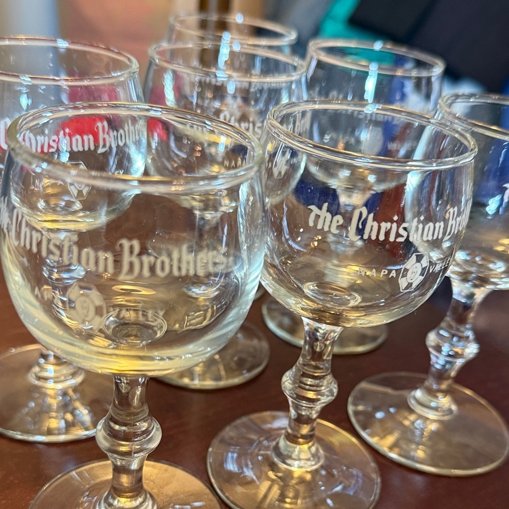 The Christian Brothers Wine Glass Set of 7 - Picture 1 of 3